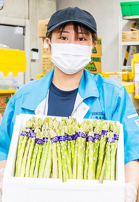 石橋青果　外食事業部　武本結衣