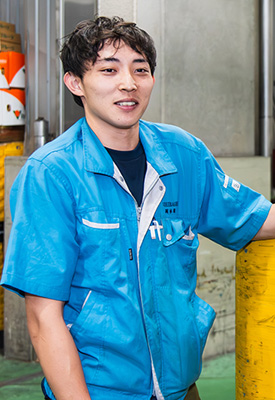 石橋青果　市場事業部　岡林 駿